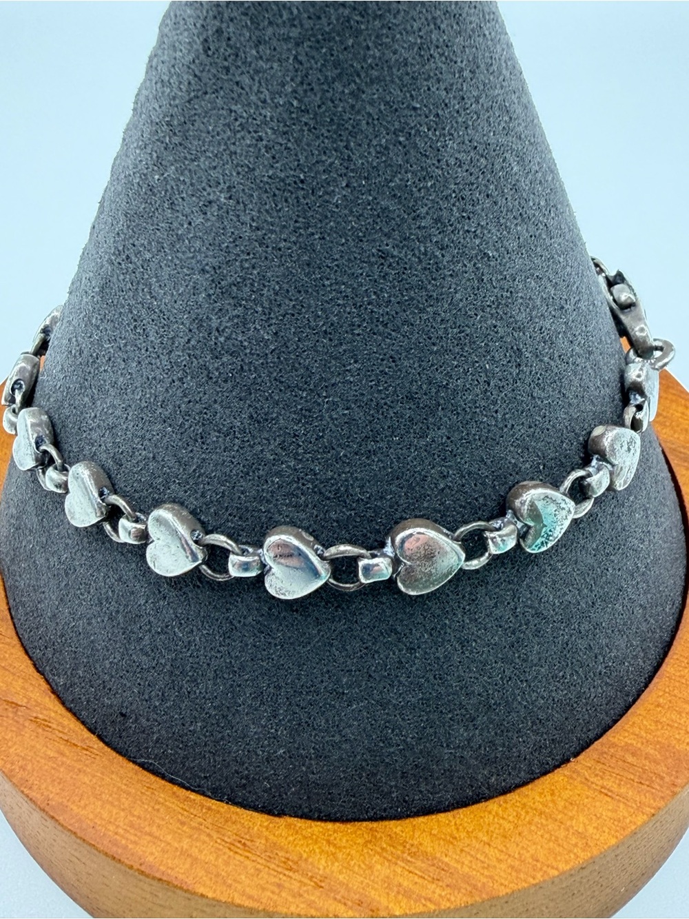 Tiffany & Co. Silver Heart Link Bracelet with Tiffany Blue Pouch - Picture 4 of 15